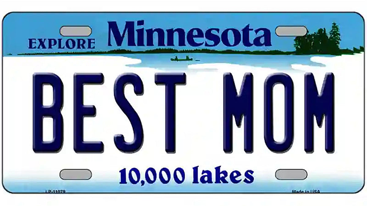 Best Mom Minnesota State Novelty License Plate